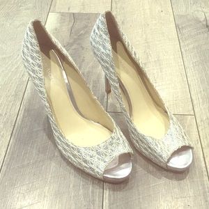 Enzo Angiolini silver pumps 9